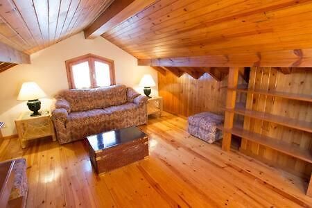 Casa Amb Jardi Alp Lägenhet Exteriör bild